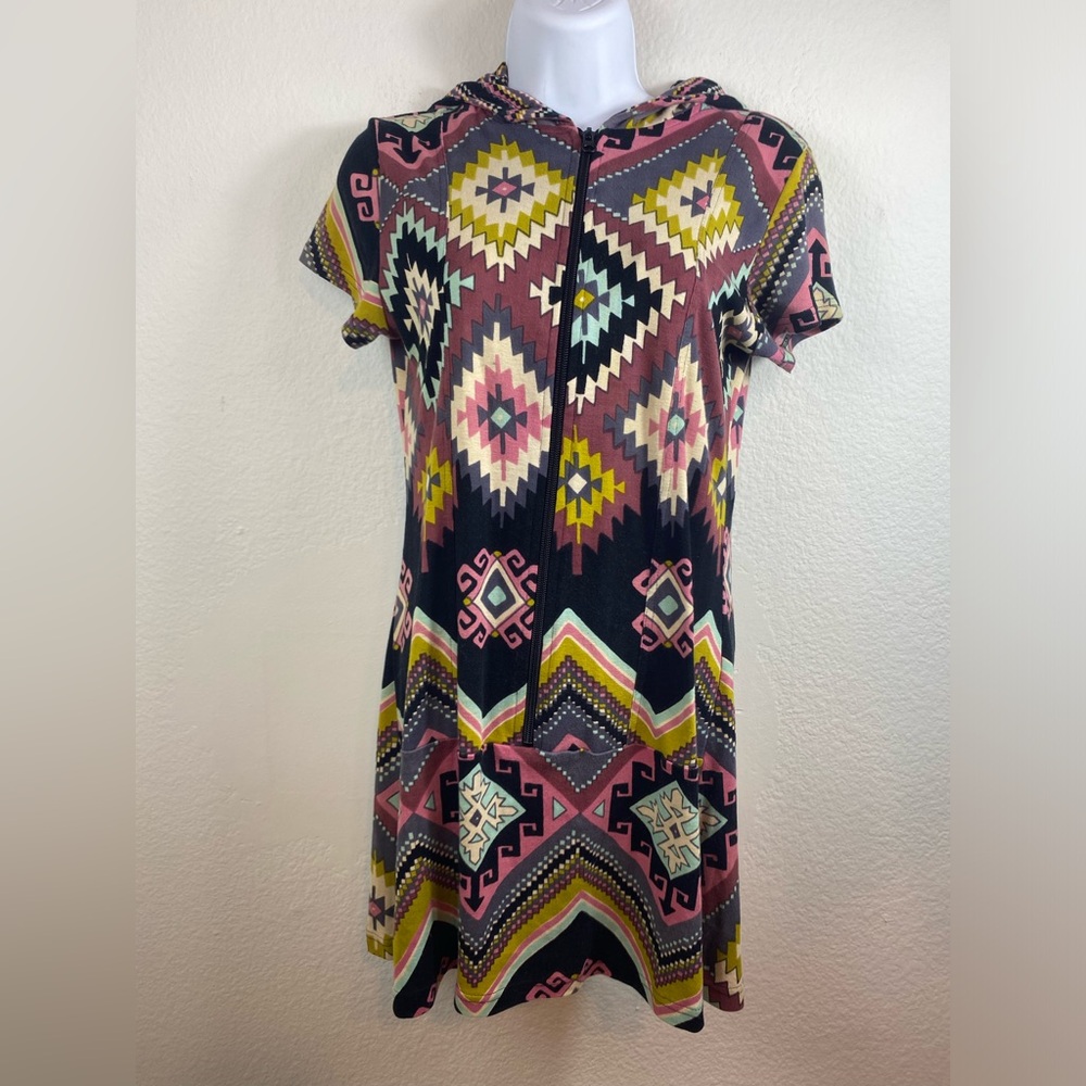 Surkana‎ Women’s Med Dress Aztec Southwestern Multicolor Swim Coverup